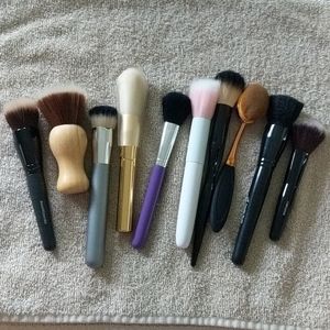 Assortment of Makeup Brushes (10pk)